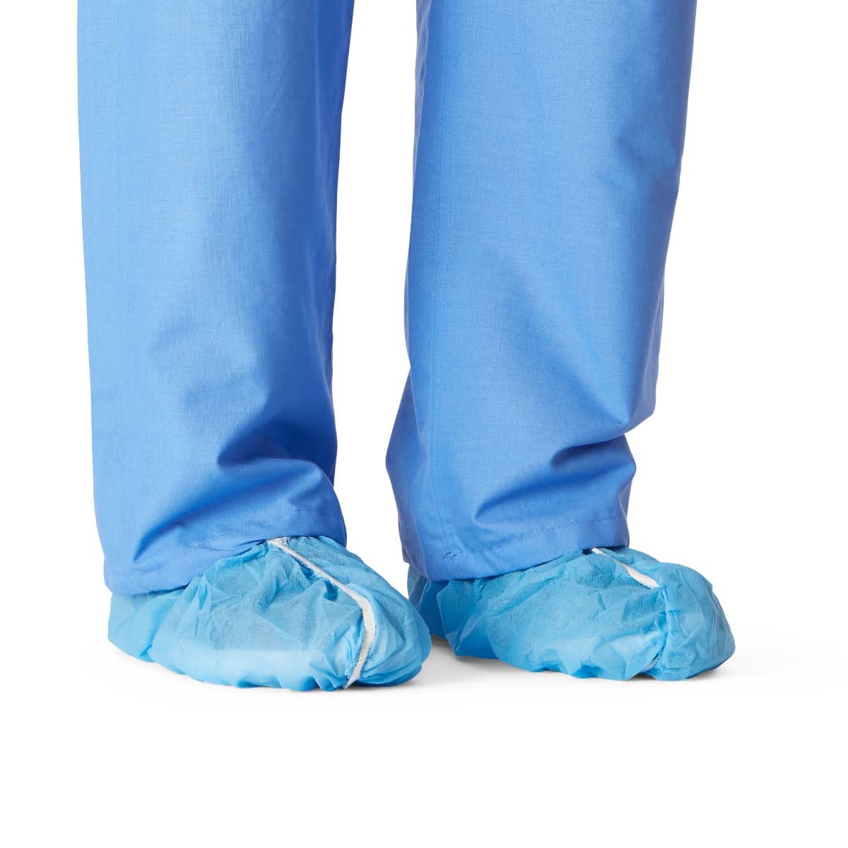 Medline Spunbond Polypropylene Smooth Bottom Shoe Covers