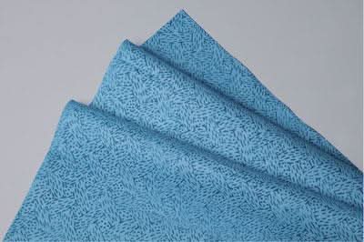 Medline WypAll Quarterfold Wipers