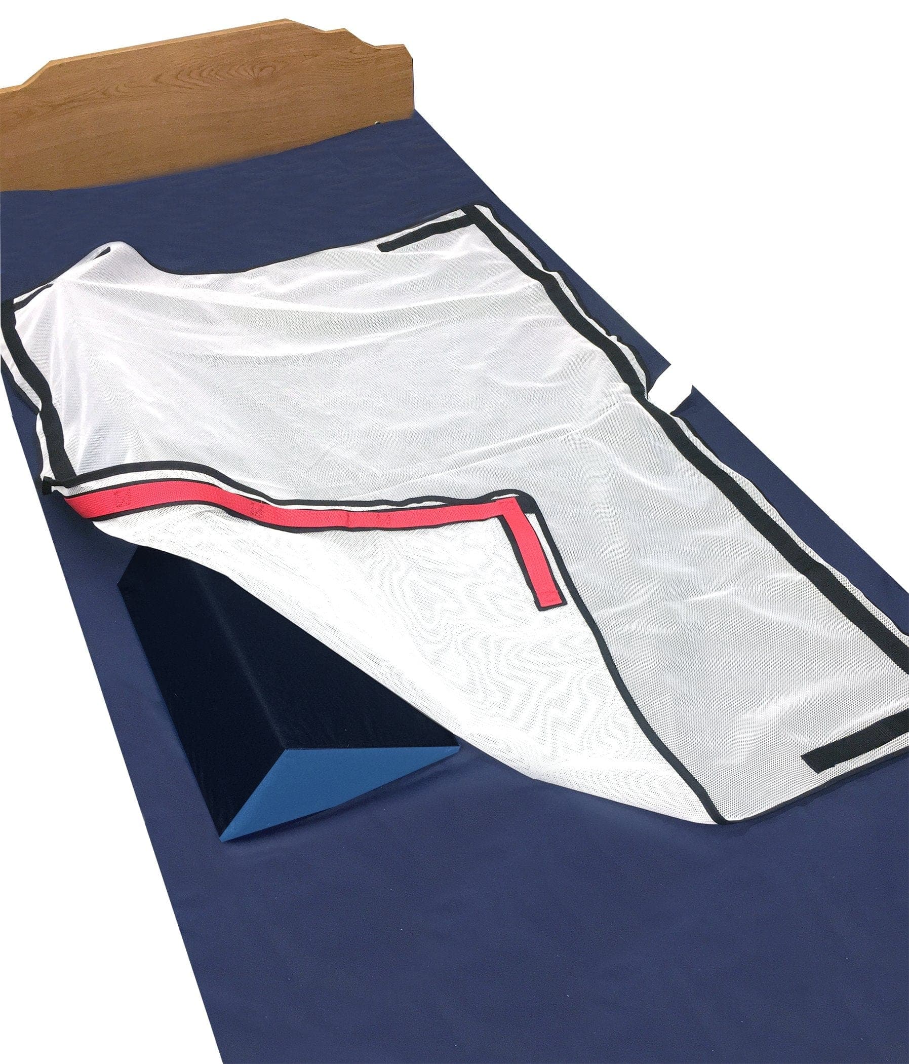 SkilCare SkilCare Bed Positioning System, 50" x 38" Mesh Sheet and Two 30 Degree 16" Wedges 556157