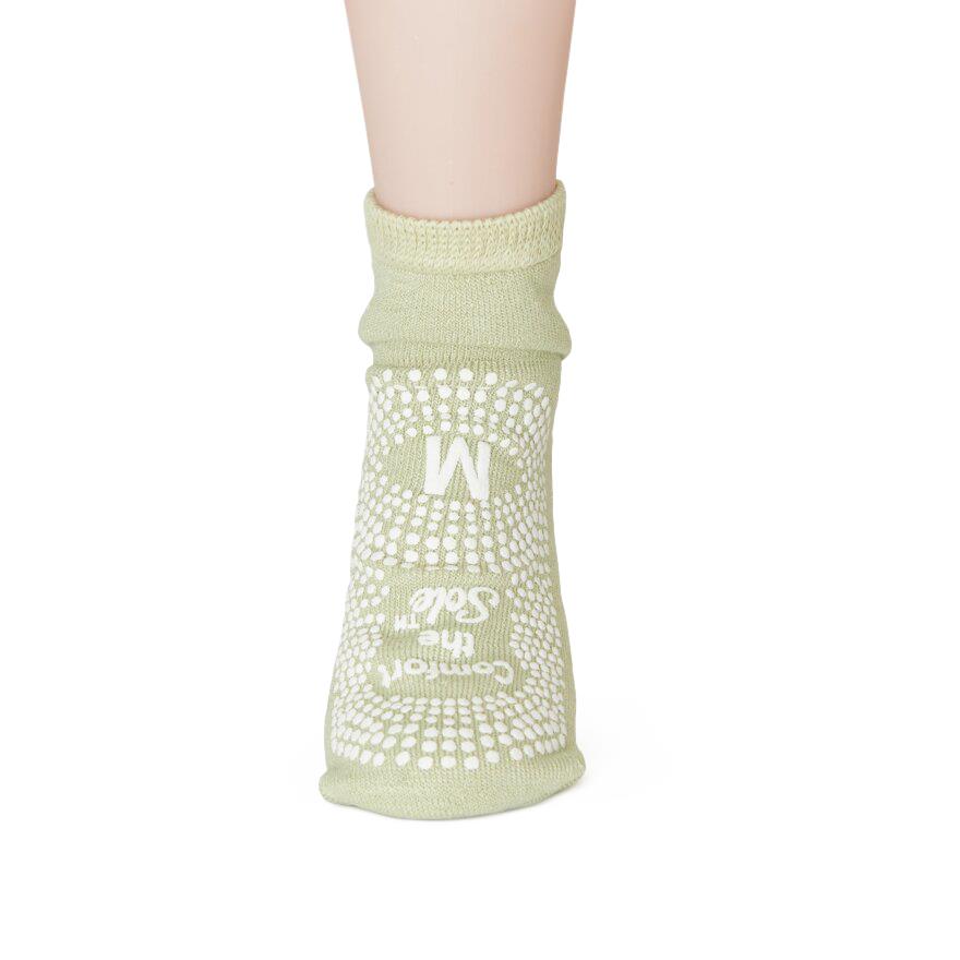 Medline Comfort the Sole Premium Slippers