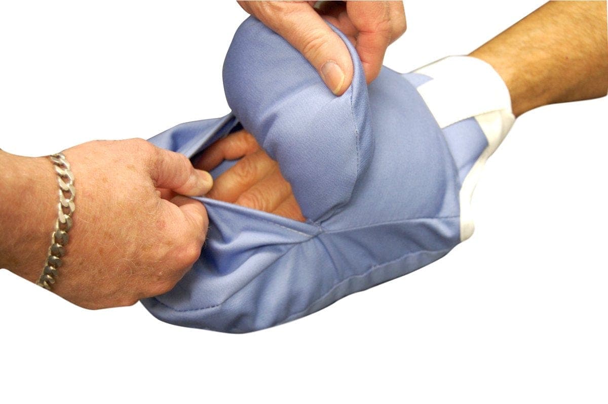 SkilCare SkilCare Padded Mitts 306125
